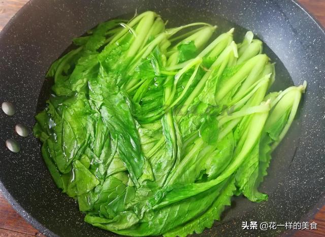 小白菜怎么做好吃家常菜（家常白菜怎么炒）-第3张图片