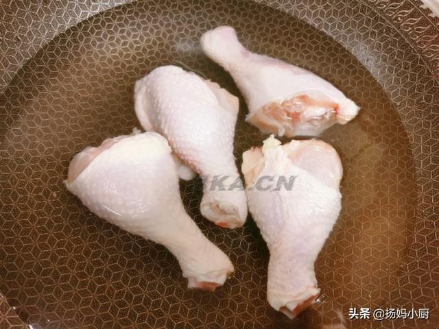 家常炖鸡腿怎么炖才好吃又简单（炖小鸡腿怎么炖好吃又简单）-第2张图片