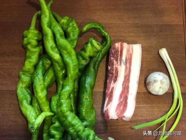 农家小炒肉的做法最正宗的做法窍门（农家小炒肉的做法最正宗的做法）-第1张图片