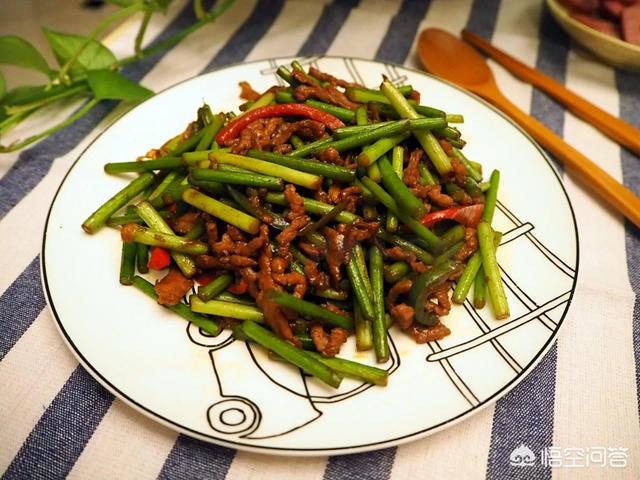 蒜苔豆腐干炒肉的做法家常菜（蒜苔豆腐干炒酱的做法）-第3张图片